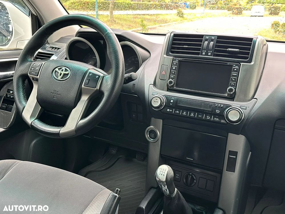 Toyota Land Cruiser D-4D - 7