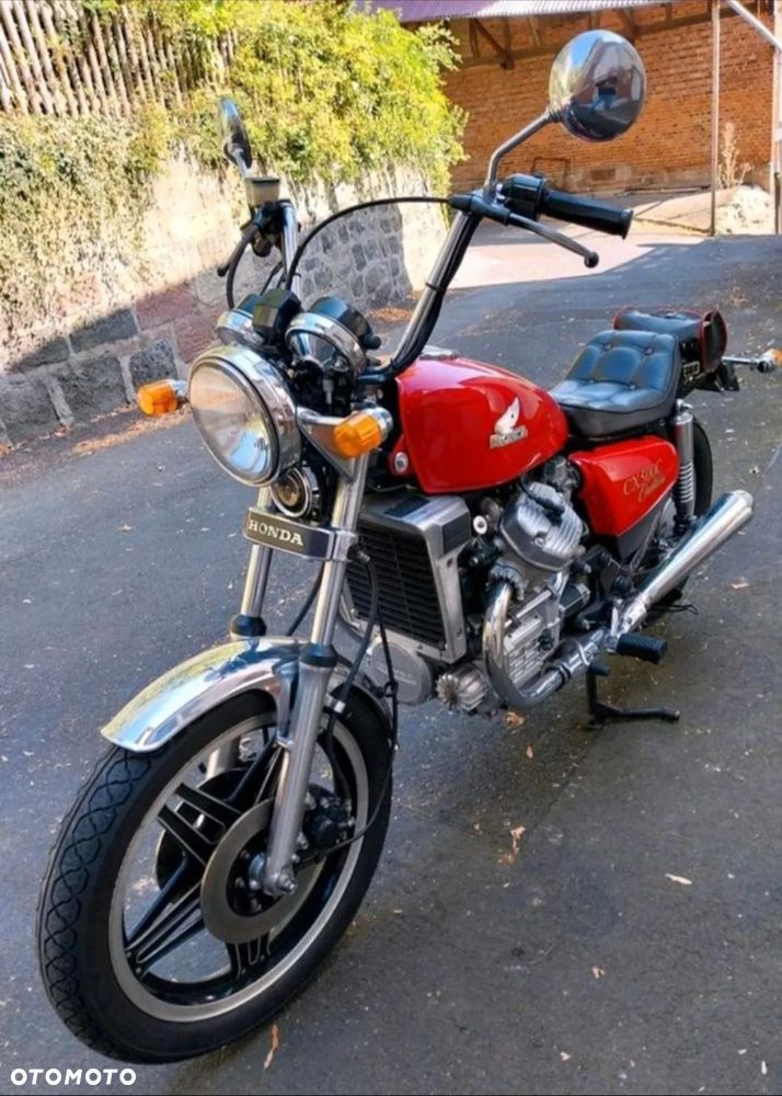 Honda CX - 4