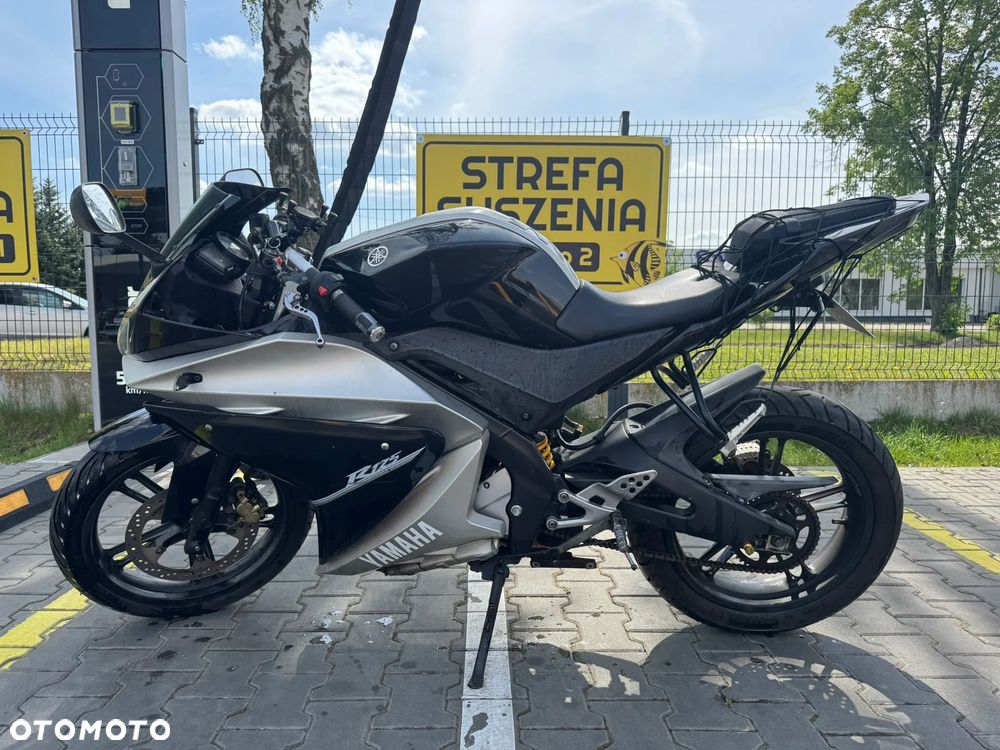 Yamaha YZF - 1