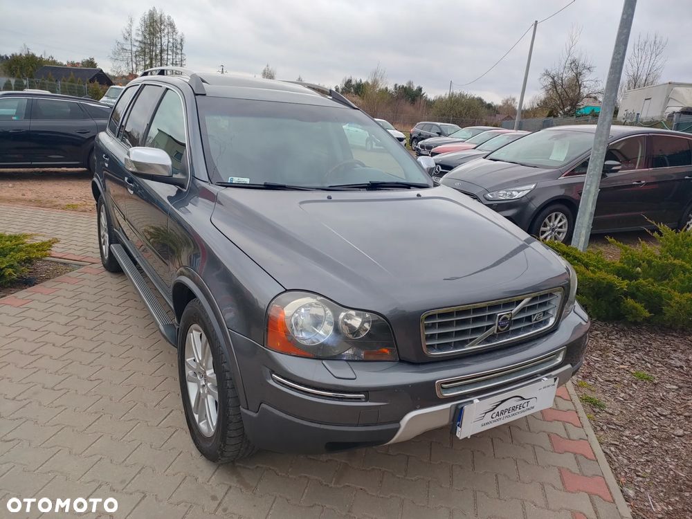 Volvo XC 90 - 9