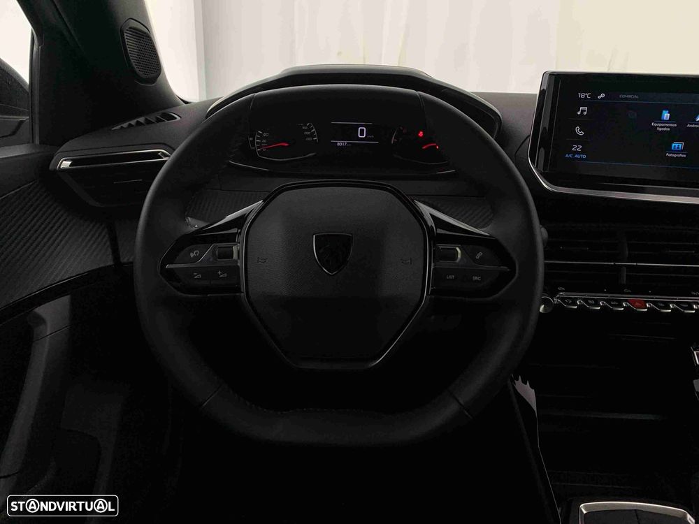 Peugeot 2008 1.2 PureTech Style - 12