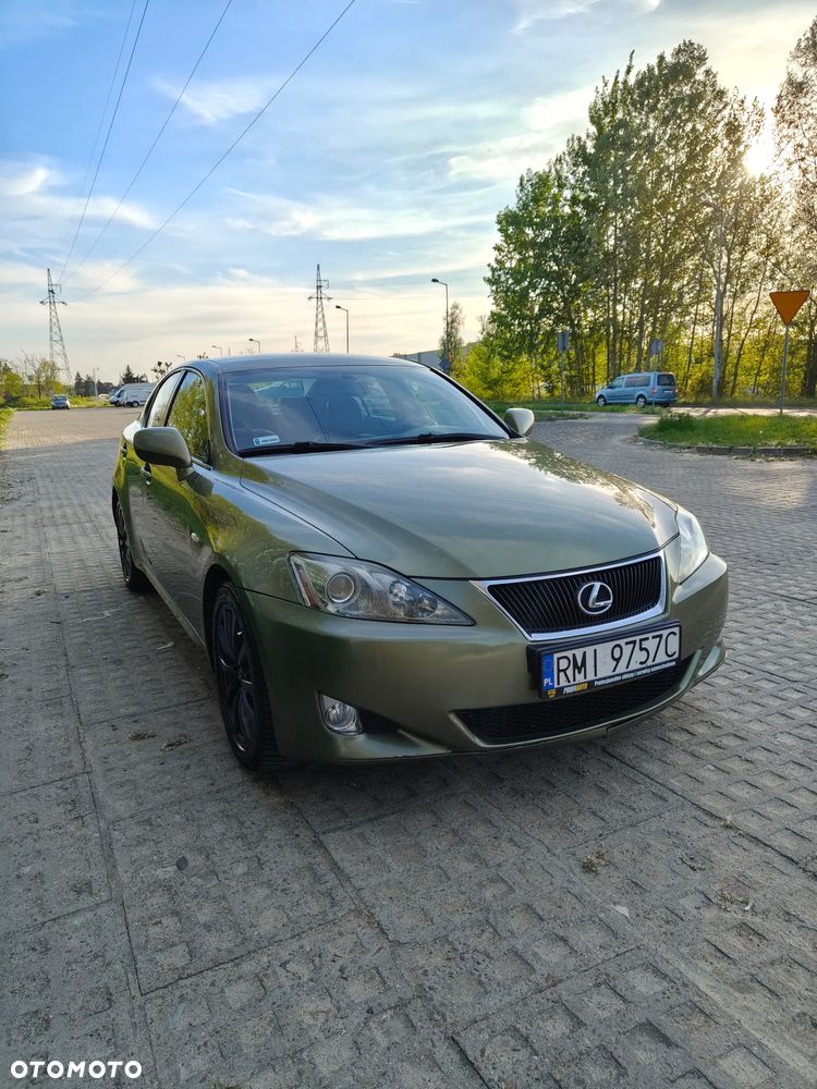 Lexus IS 220d - 2
