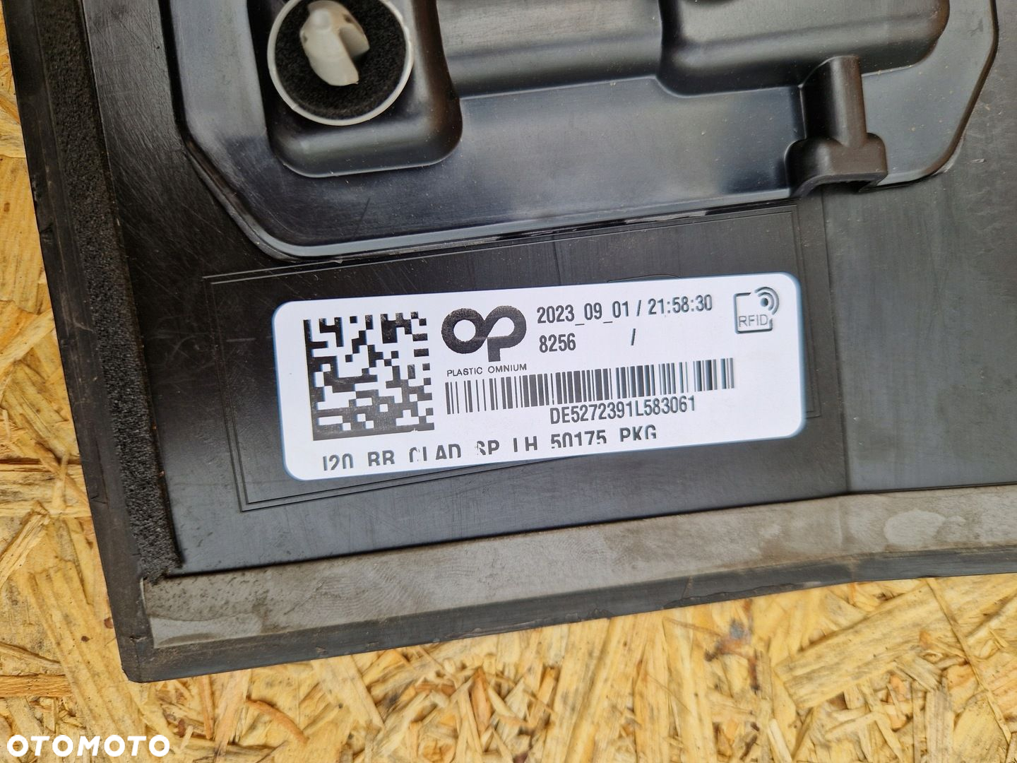 LISTWA DRZWI LEWA TYŁ BMW IX20 I20 M PAKIET - 8