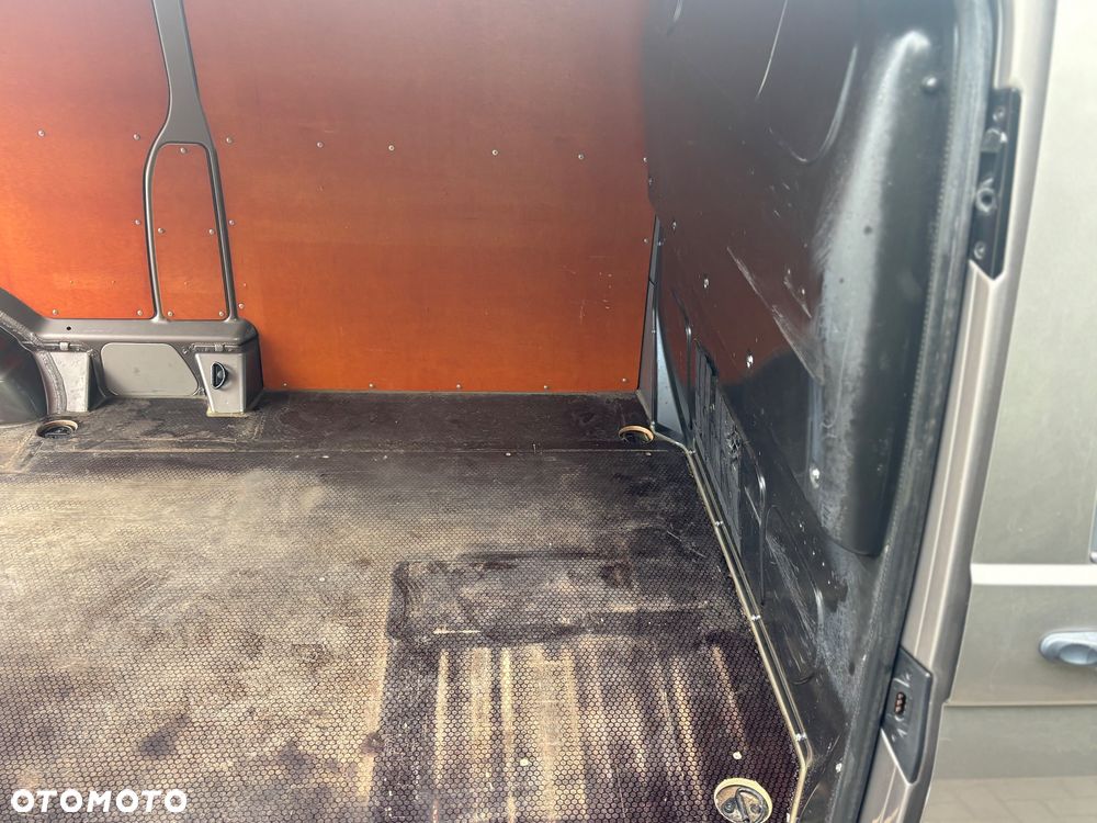 Volkswagen Transporter T6 - 8