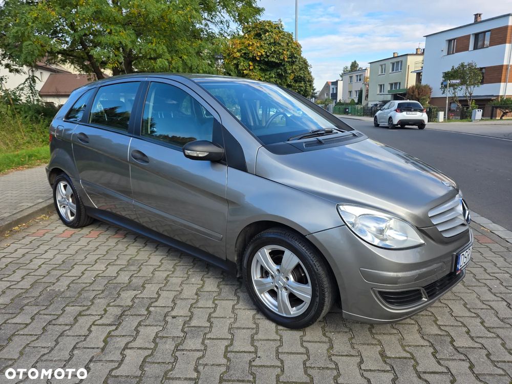 Mercedes-Benz Klasa B 150 - 10