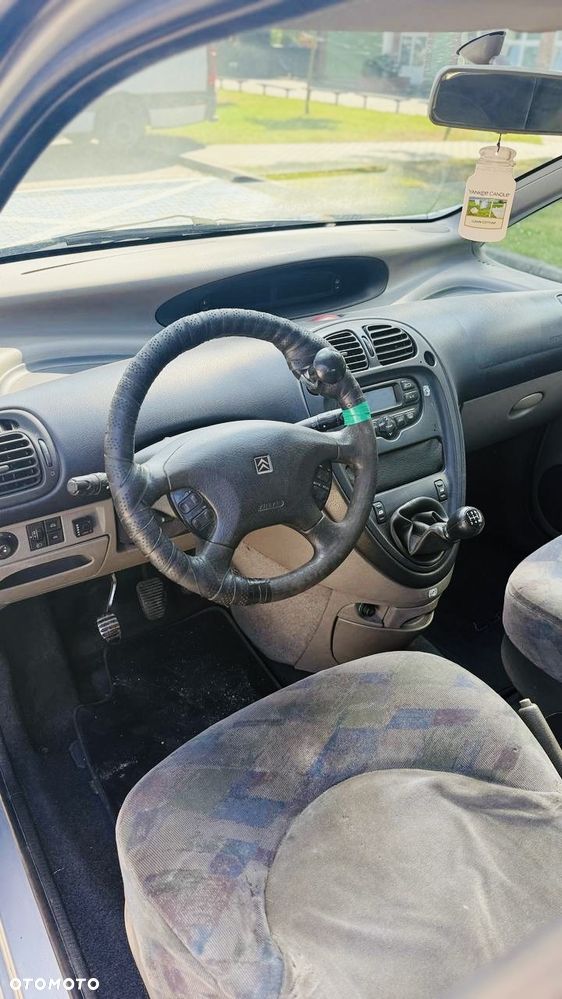 Citroën Xsara Picasso 1.6 - 9