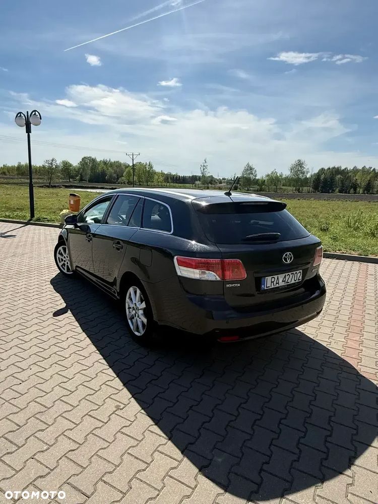 Toyota Avensis 2.0 D-4D Sol plus - 9