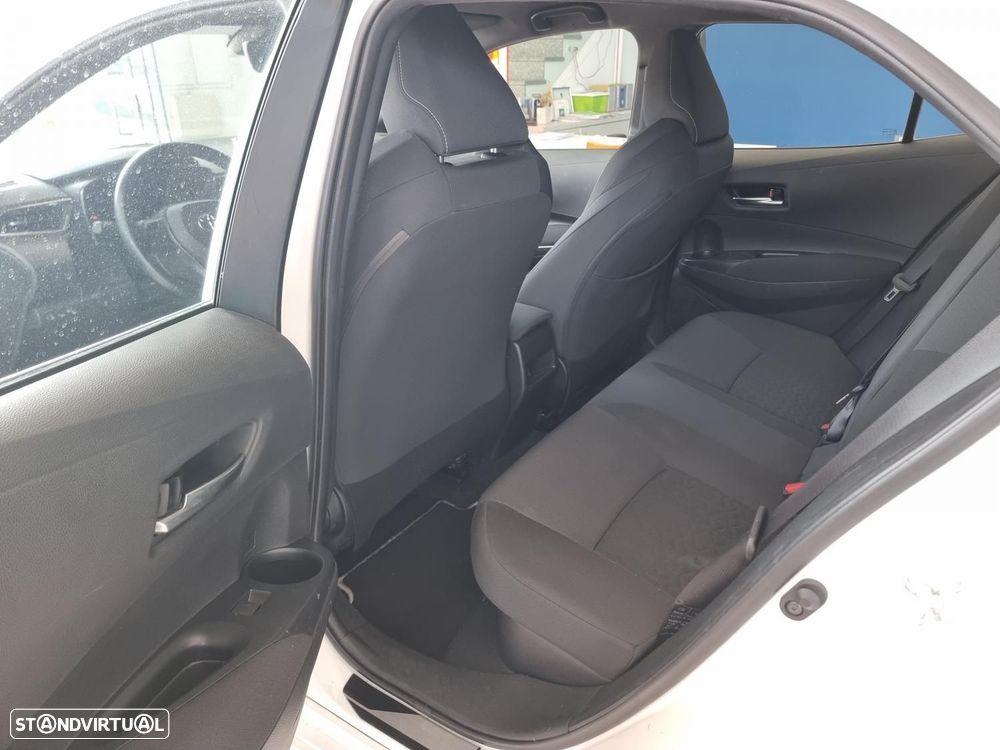Toyota Corolla 1.8 Hybrid Comfort - 16