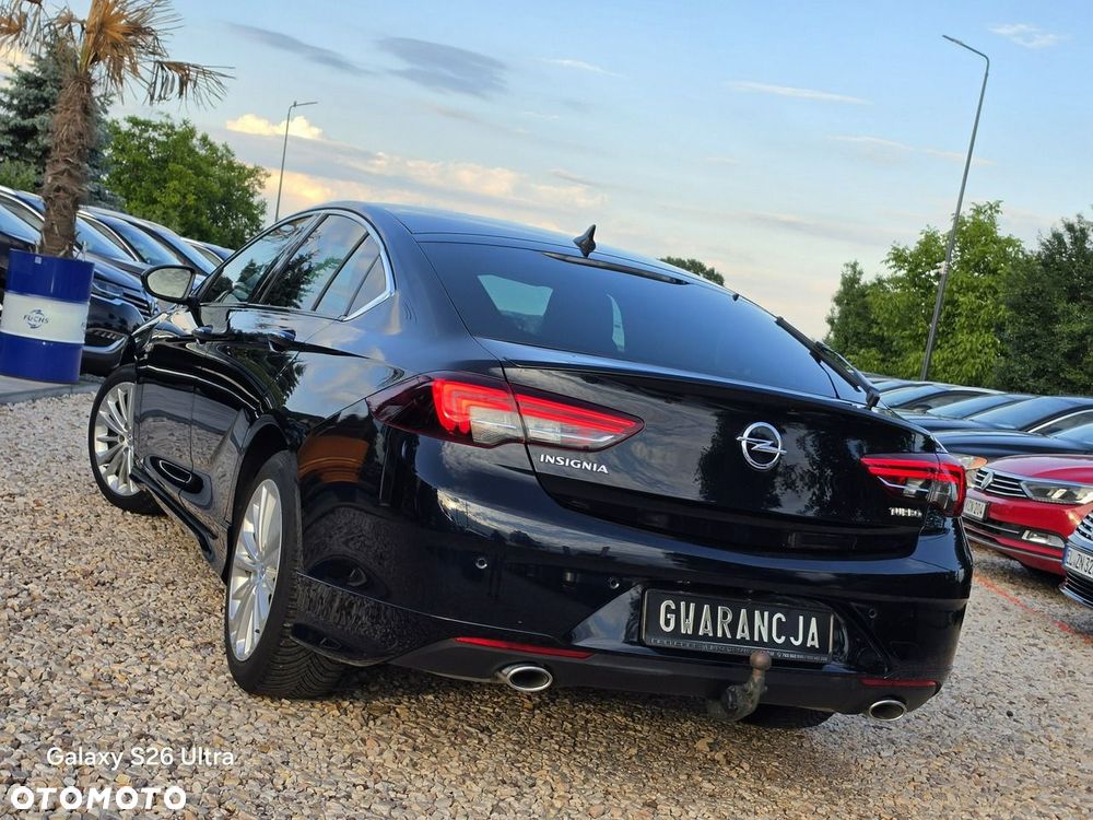 Opel Insignia - 11