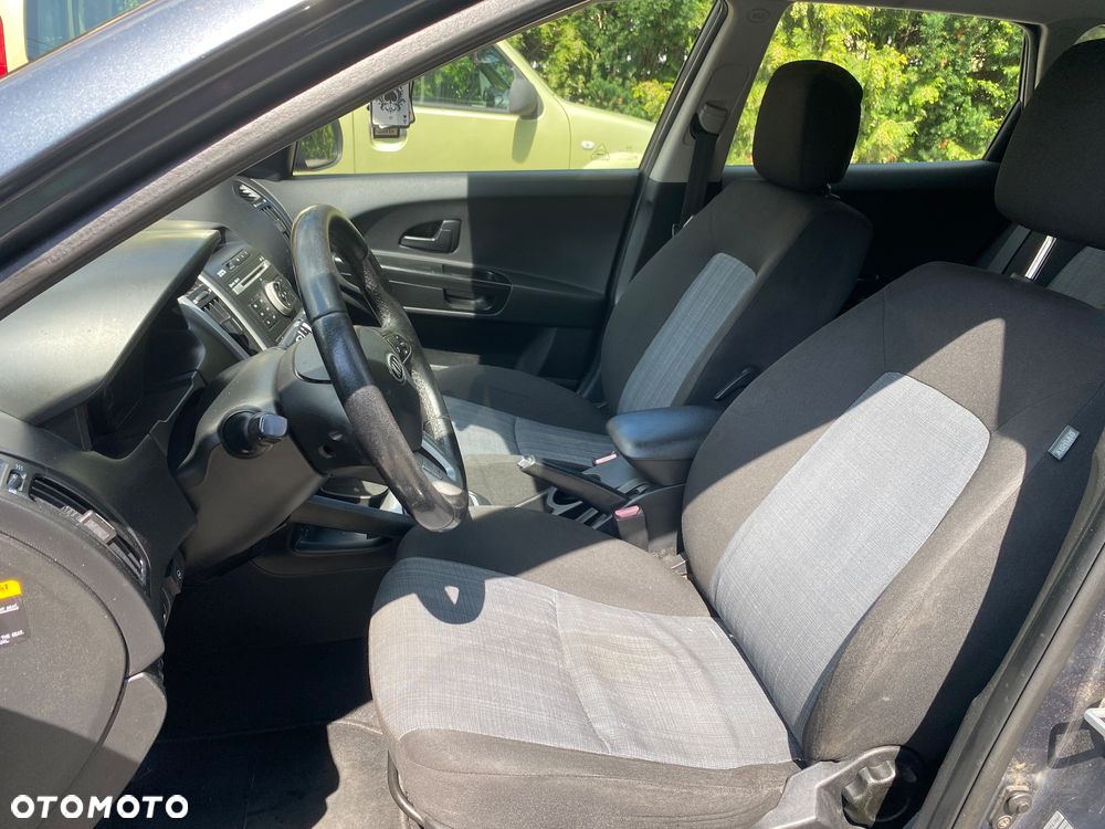 Kia Ceed 1.6 CVVT Dream-Team Edition - 10