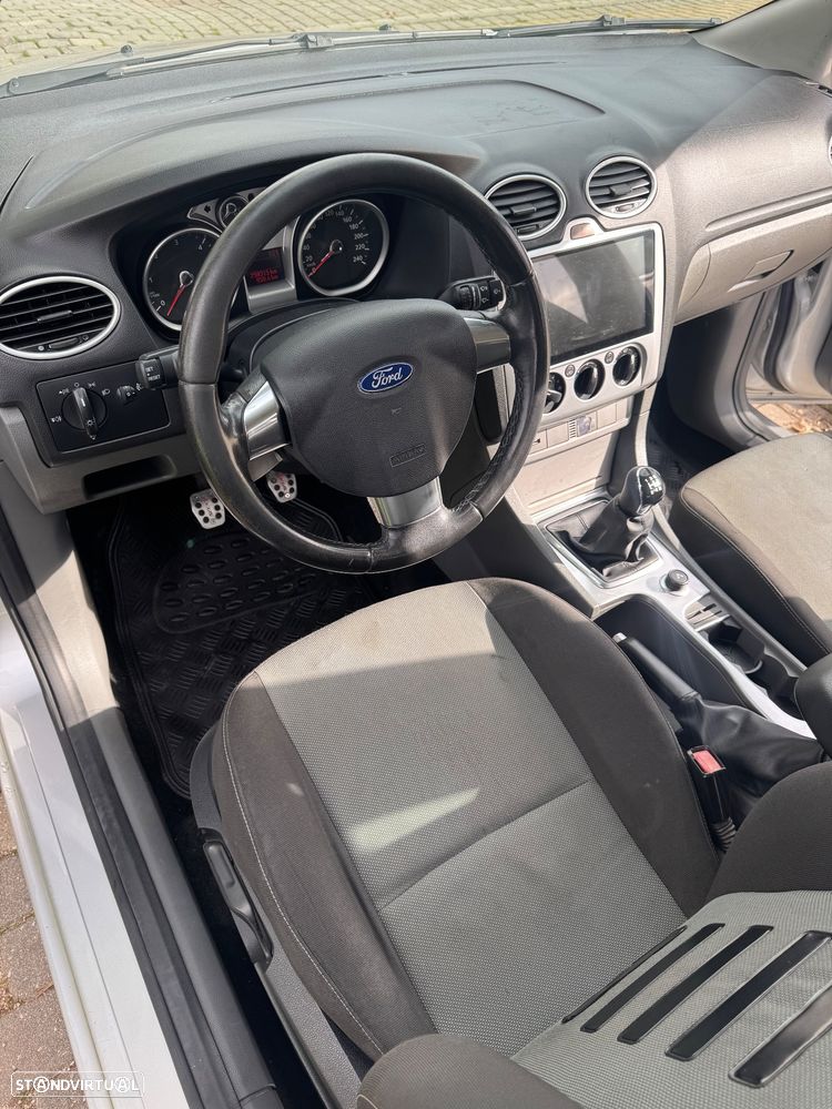 Ford Focus 1.6 TDCi Connection - 9