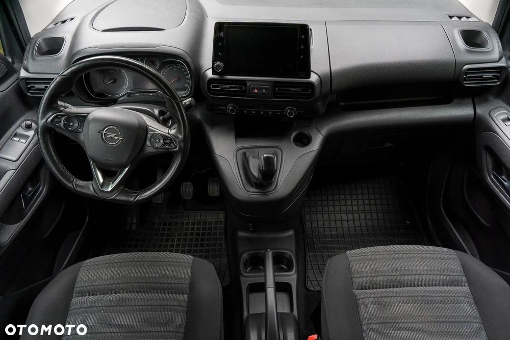 Opel Combo 1.5 CDTI Essentia S&S - 8