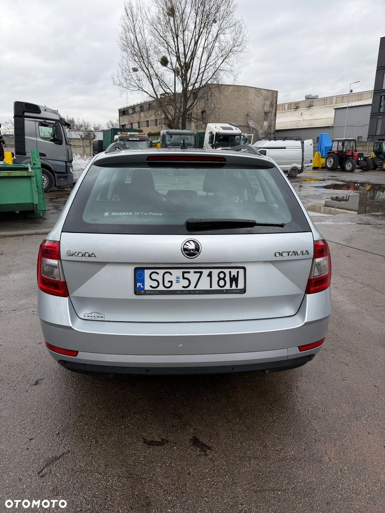 Skoda Octavia 1.6 TDI SCR Ambition - 9