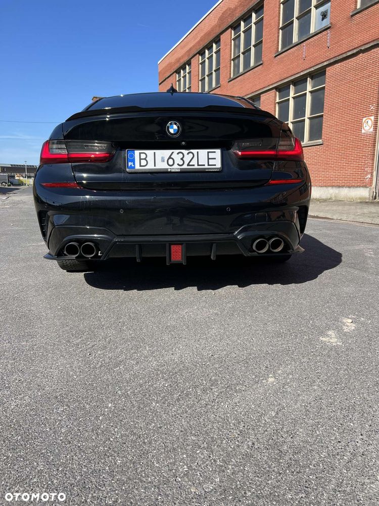 BMW Seria 3 330i Sport - 8