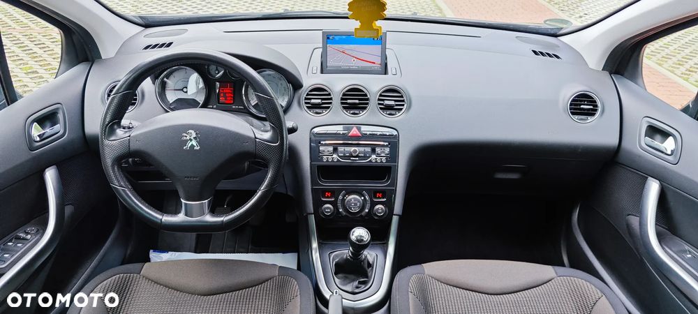 Peugeot 308 HDi FAP 150 Allure - 11