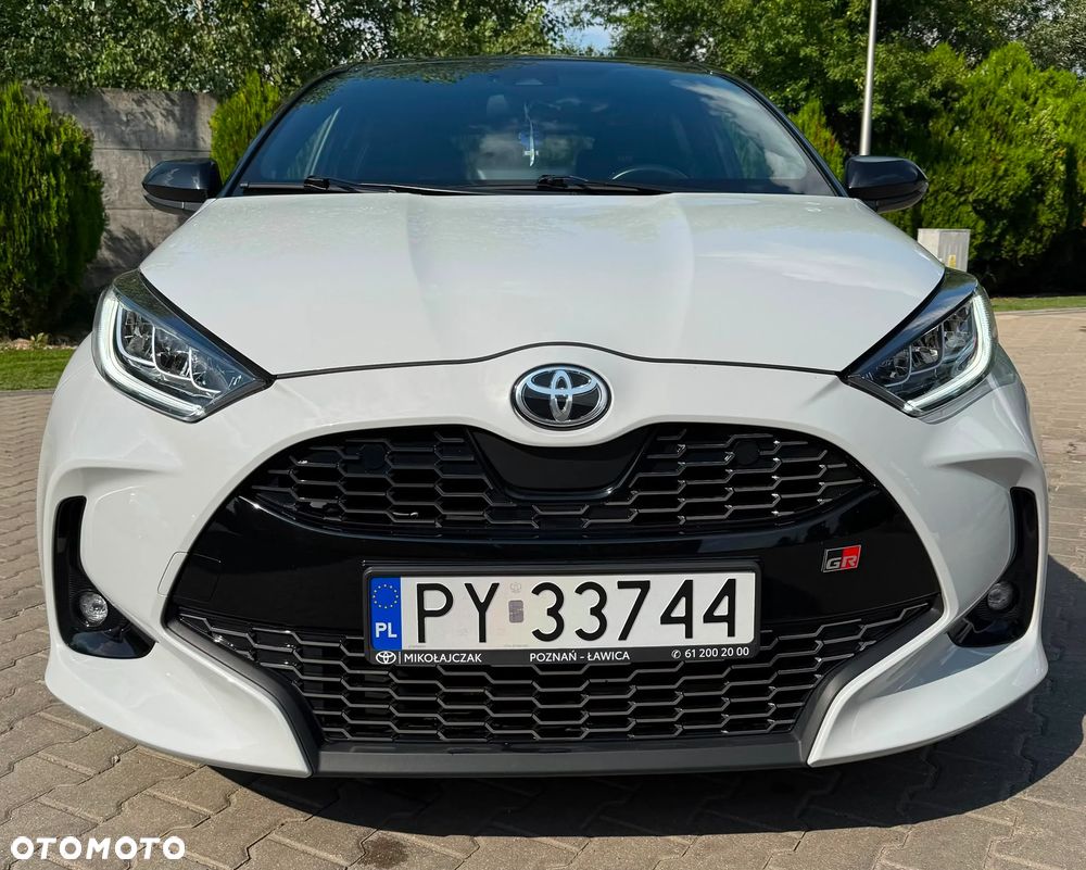 Toyota Yaris 1.5 Comfort - 21