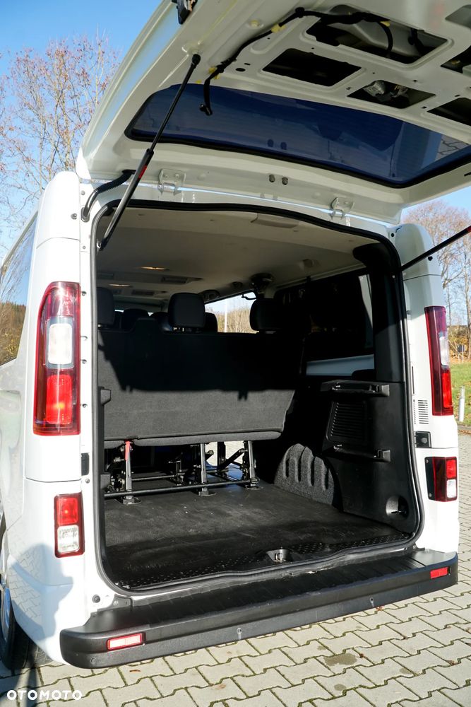 Renault Trafic - 10