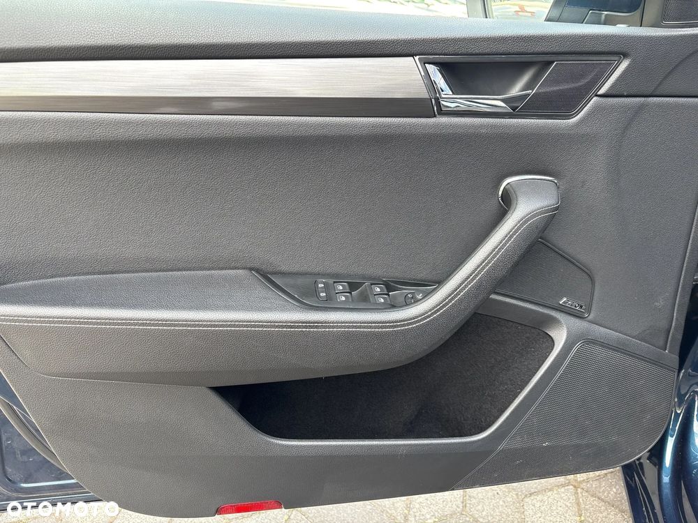Skoda Superb 2.0 TDI SCR Style DSG - 12