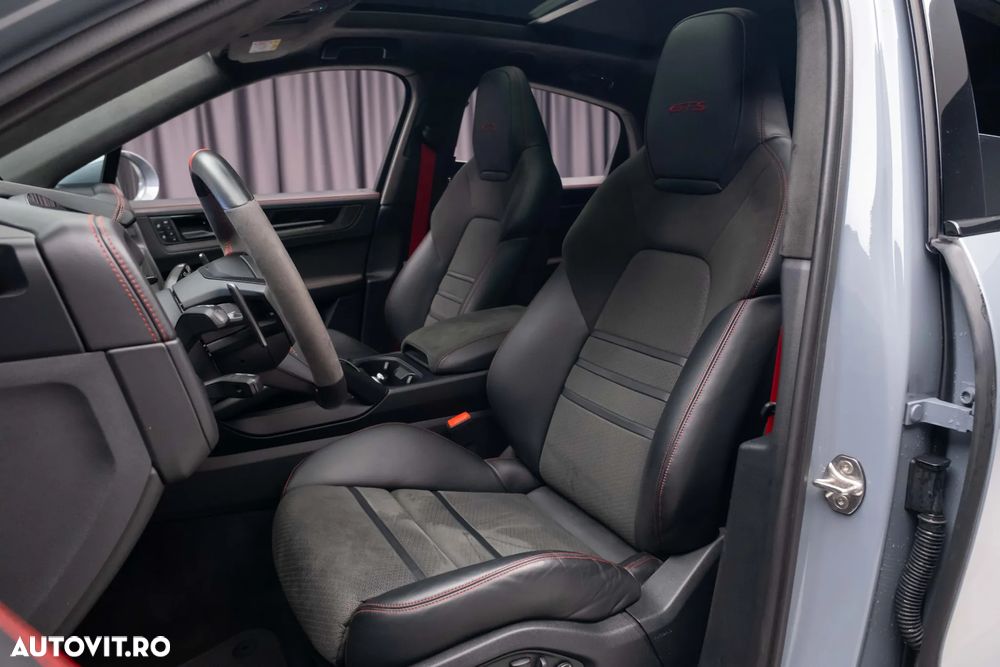Porsche Cayenne Coupe - 32