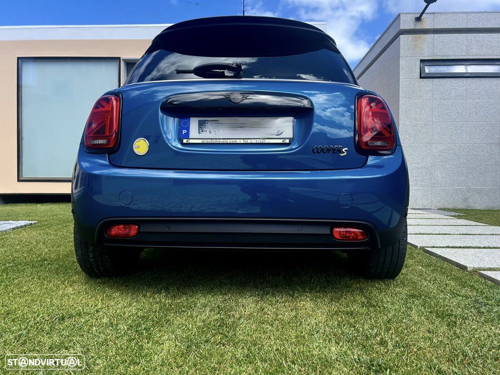 MINI 3 Portas Cooper SE - 11