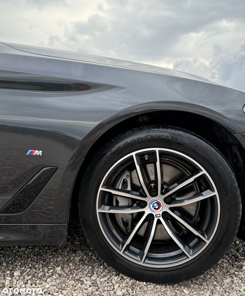 BMW Seria 5 530d mHEV M Sport sport - 22