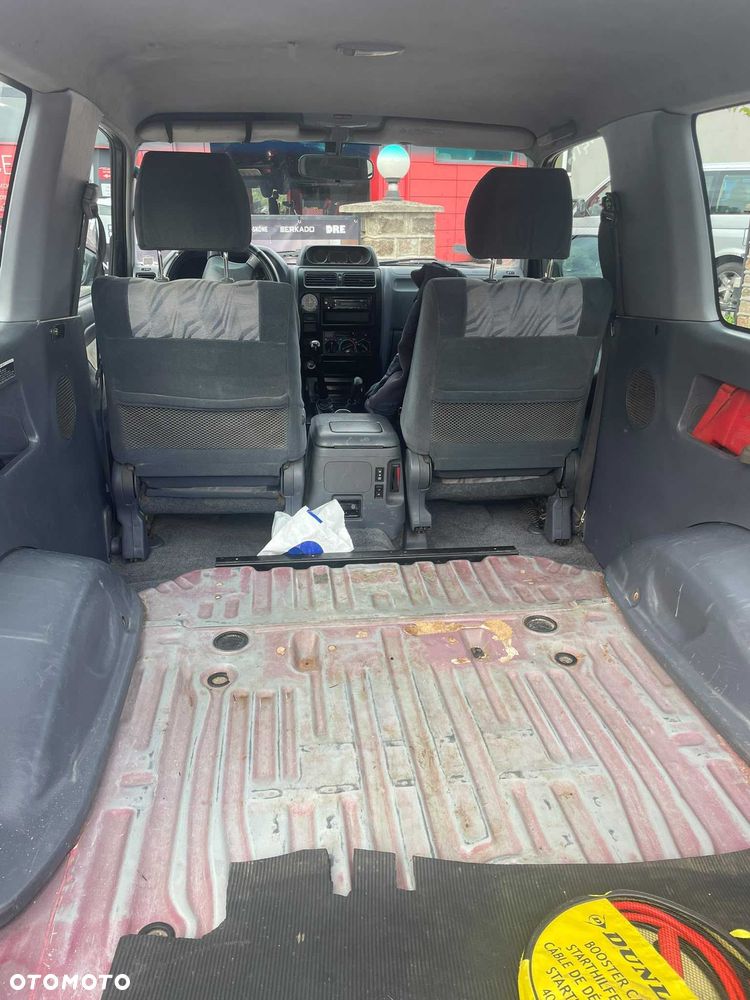 Toyota Land Cruiser - 3