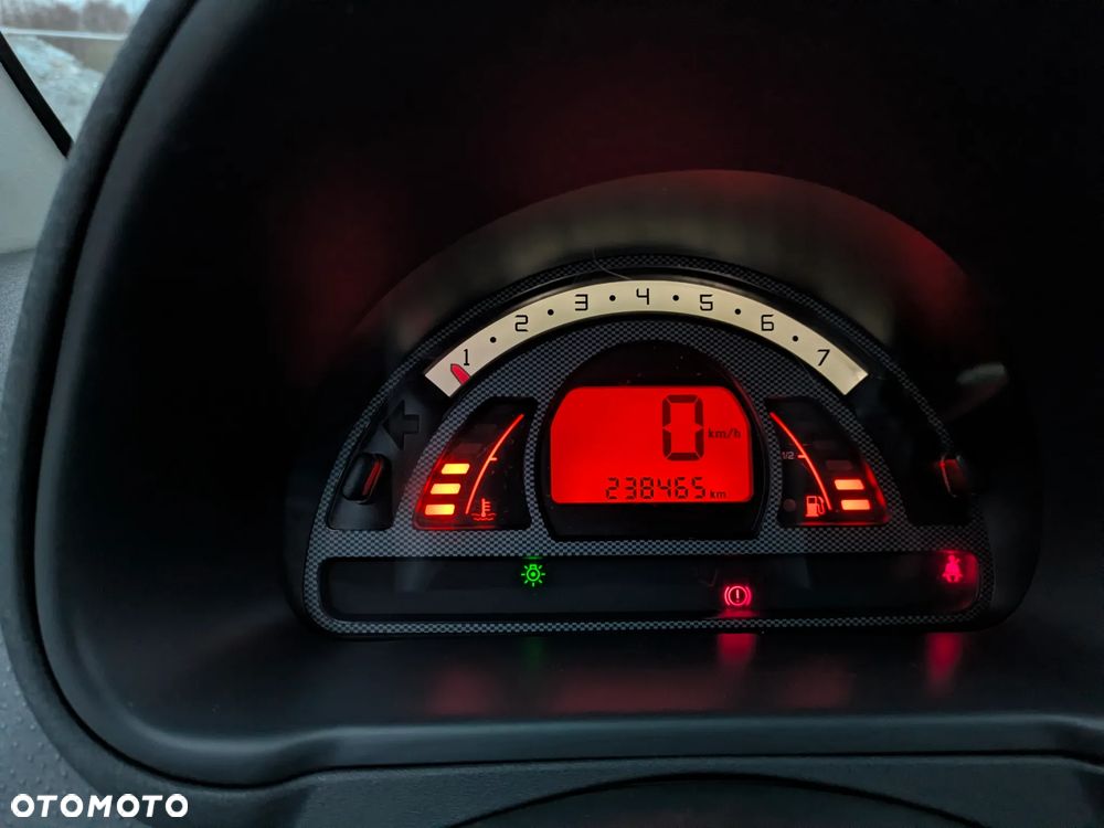 Citroën C2 1.4 VTR - 14