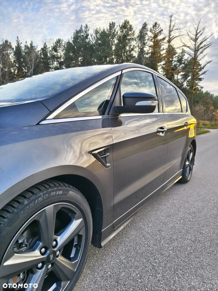 Ford S-Max 2.0 TDCi Titanium PowerShift - 2