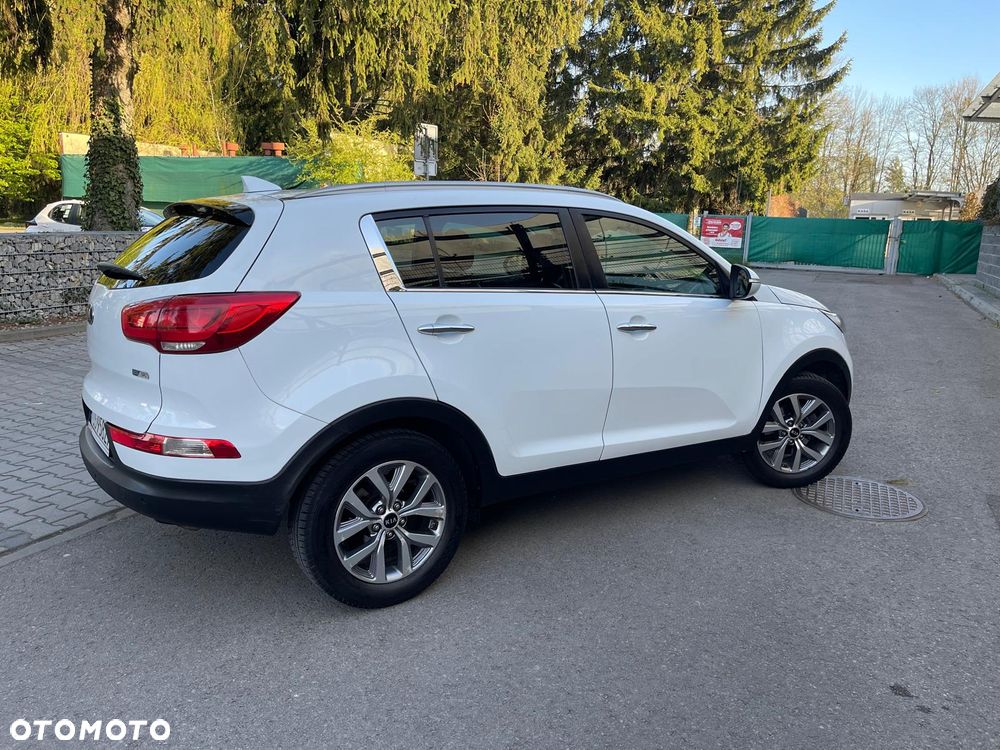 Kia Sportage 1.6 GDI 2WD ISG Dream-Team Edition - 19