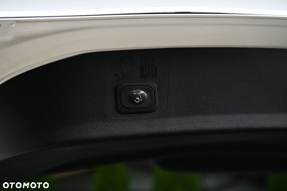 Ford Kuga 1.5 EcoBoost FWD ST-Line ASS - 39