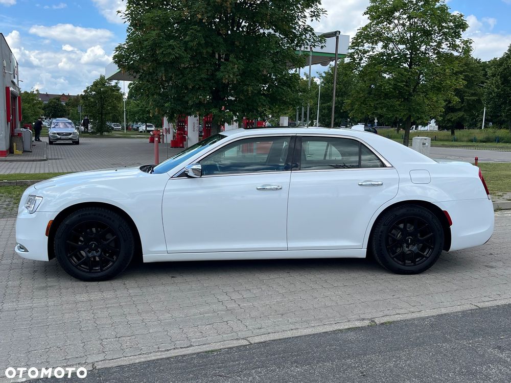 Chrysler 300C - 5