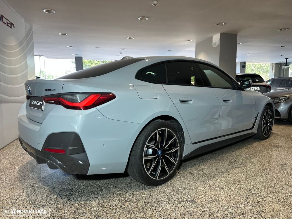 BMW i4 eDrive40 Pack Desportivo M - 40