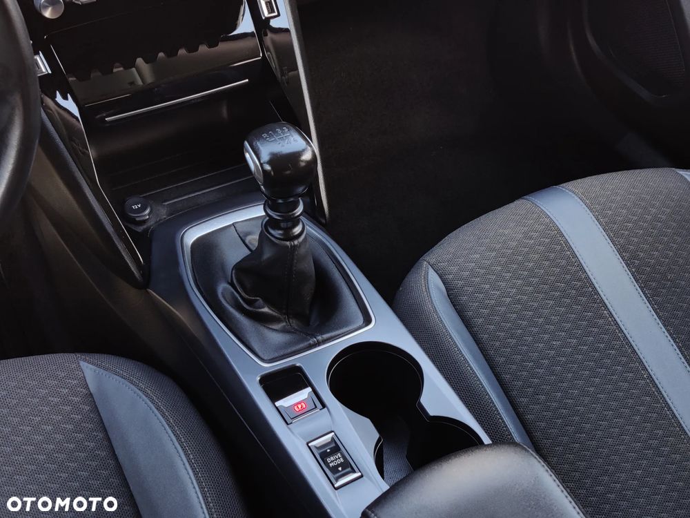 Peugeot 2008 PureTech 100 Business - 12