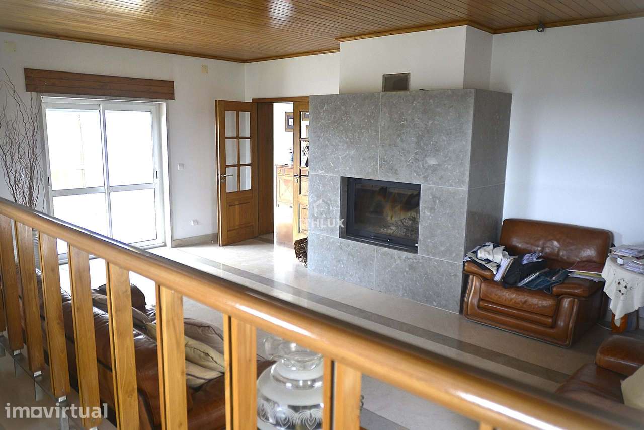 Quinta  encantadora  com a área de  5.540m2,  5 suítes e 4 lareiras - Grande imagem: 4/49