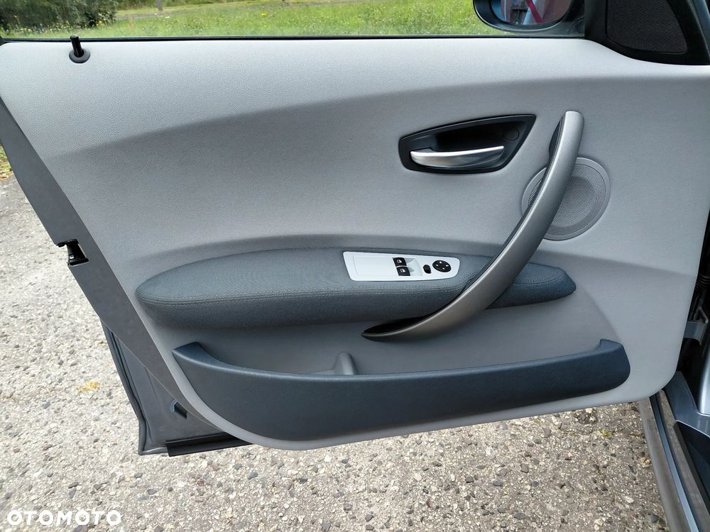 BMW Seria 1 - 11