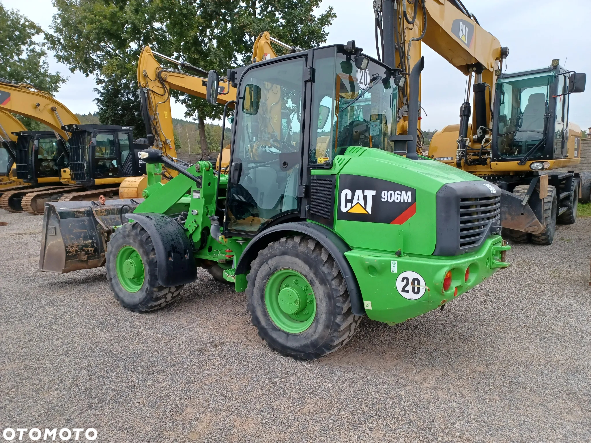 Caterpillar CAT 906 M - 4