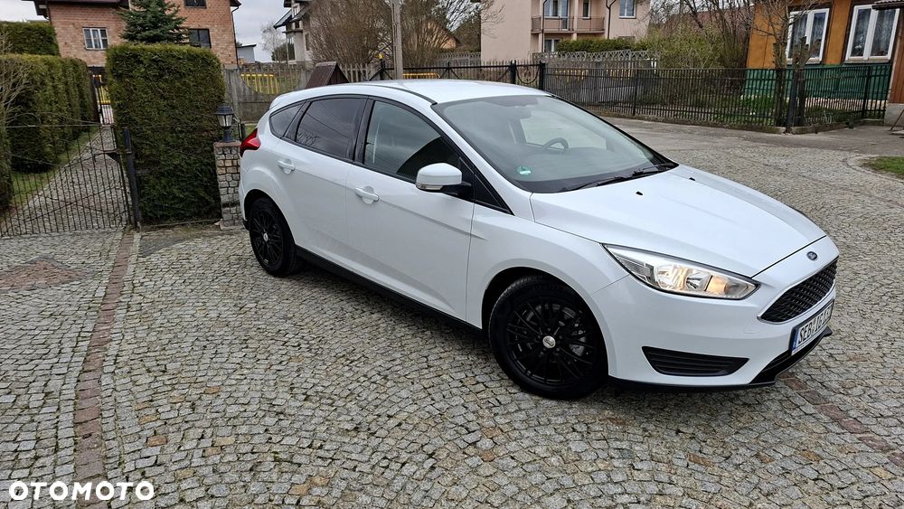 Ford Focus 1.0 EcoBoost Trend - 9
