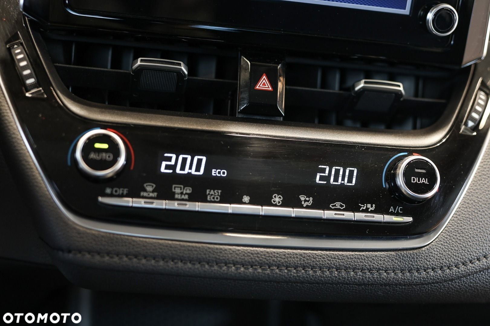 Toyota Corolla - 17