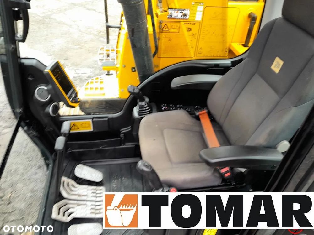 JCB JZ141 2018R - 25