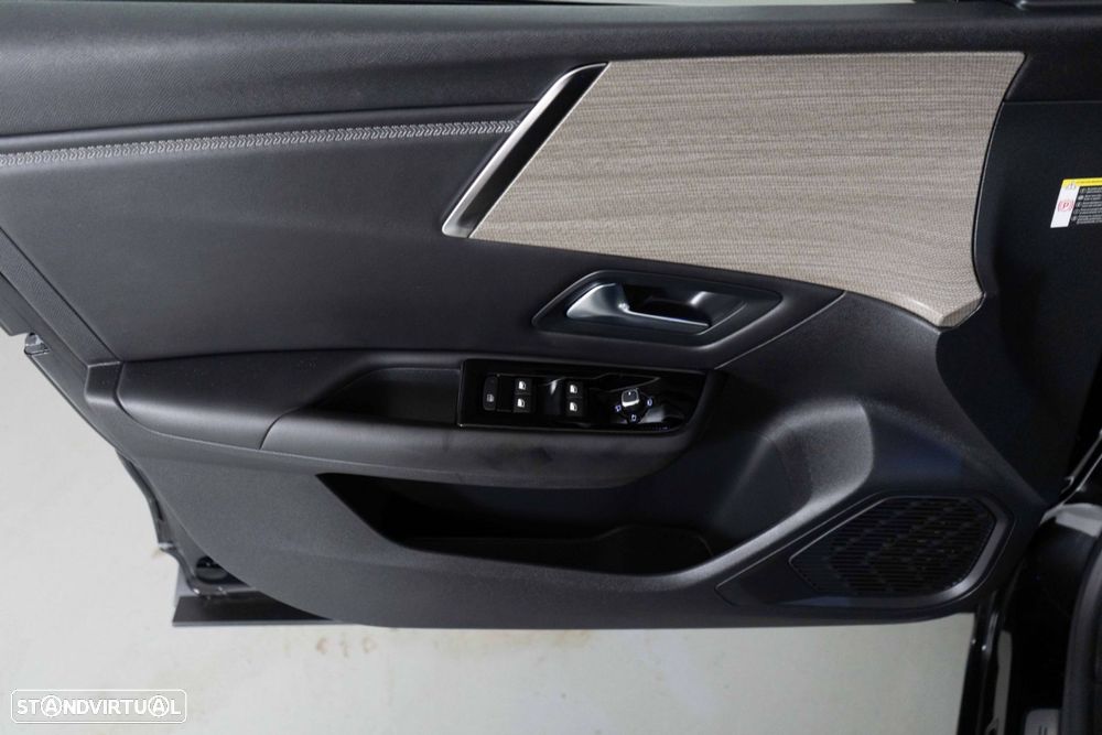 Citroën C5 X 1.6 Hybrid Shine Pack e-EAT8 - 23