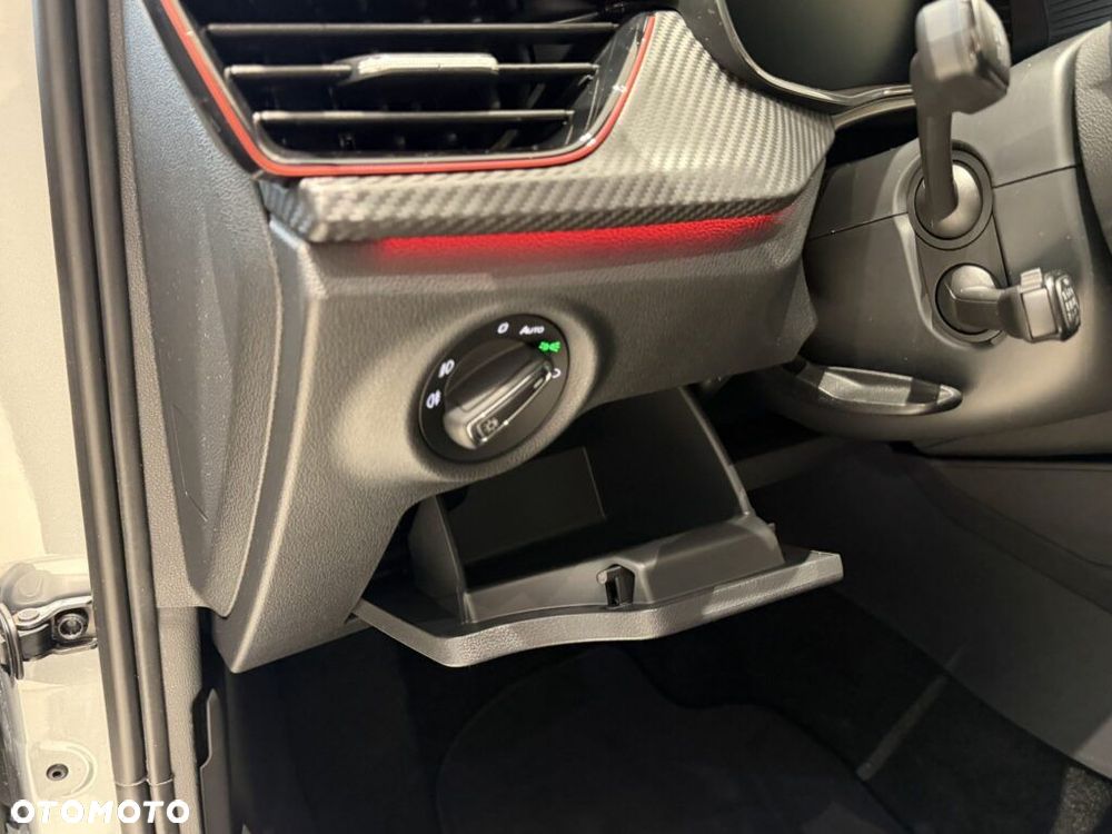 Skoda Kamiq 1.5 TSI Monte Carlo DSG - 25
