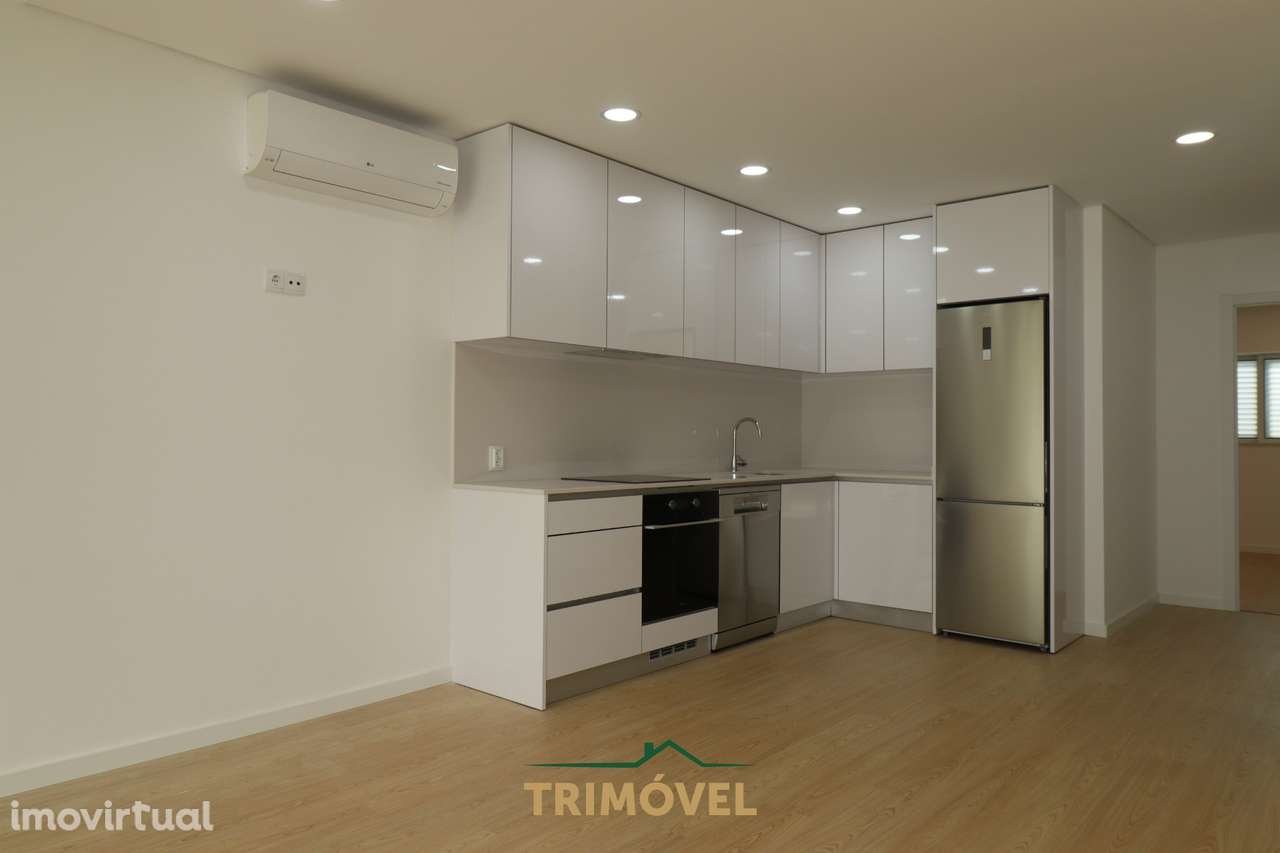 Apartamento T2 Venda em São Roque,Oliveira de Azeméis - Grande imagem: 2/15