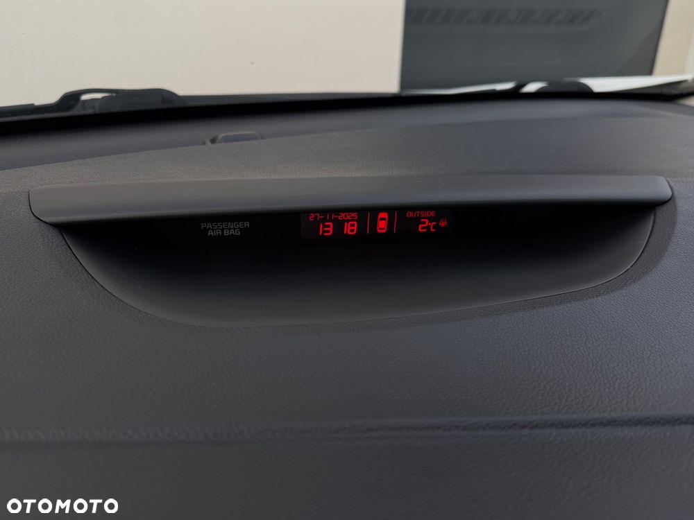 Kia Ceed 1.6 GDI Vision - 23