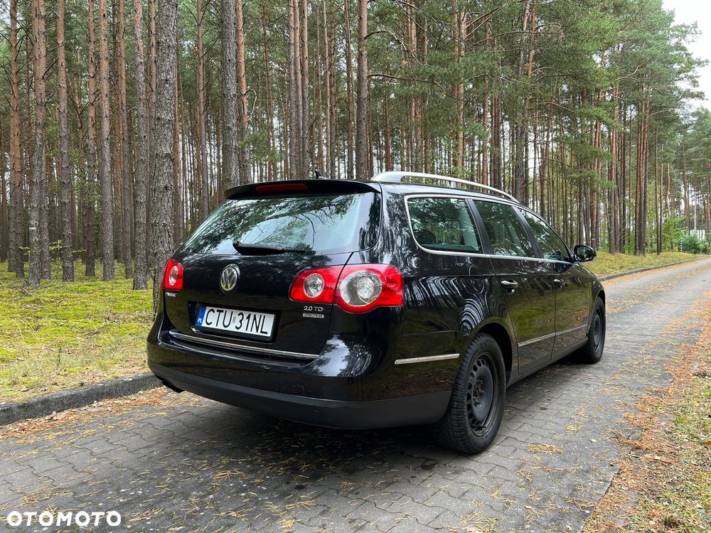 Volkswagen Passat 2.0 TDI 4Mot Highline - 4