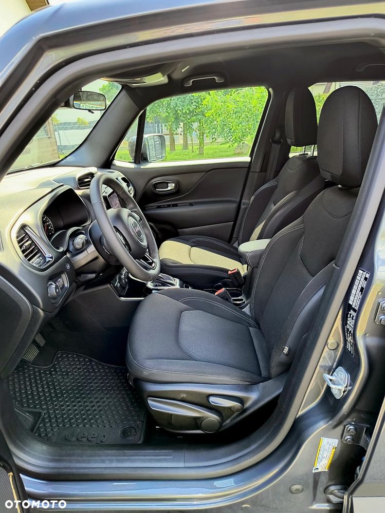 Jeep Renegade 1.3 GSE T4 Turbo Longitude 4x4 S&S - 28