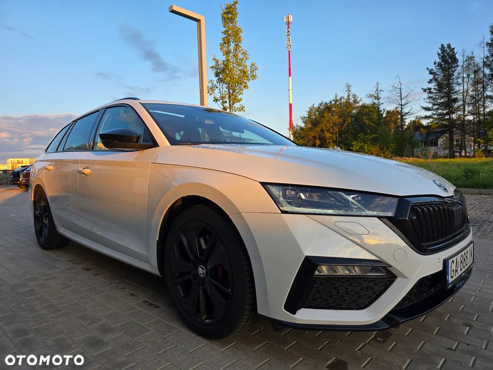 Skoda Octavia 2.0 TSI RS 245 DSG - 11