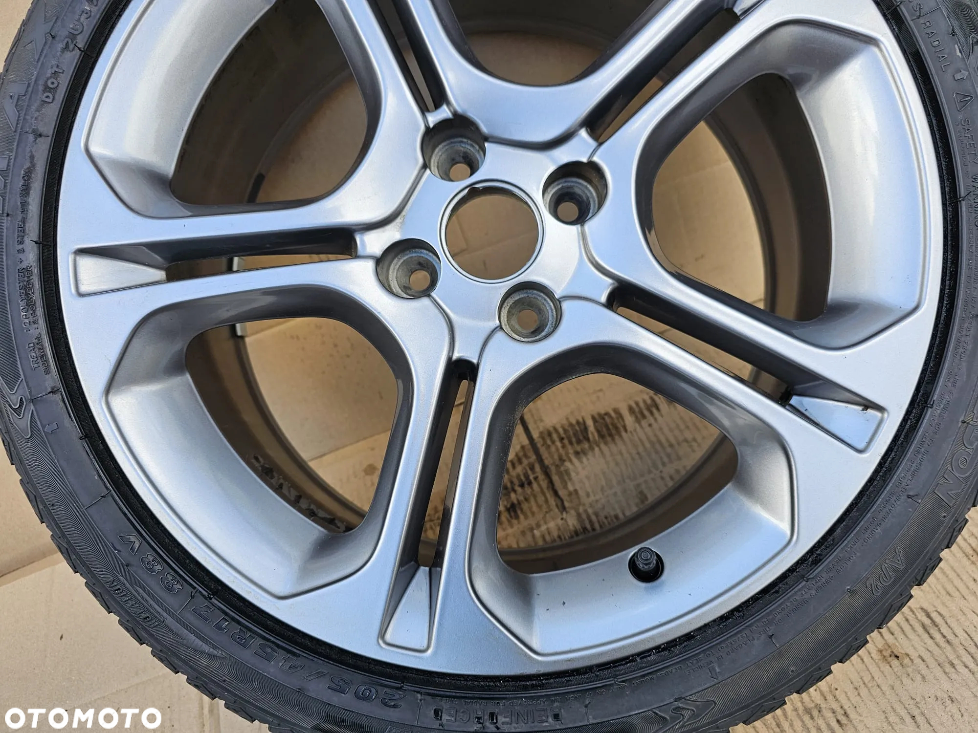 (Z18) Renault OE Clio IV GT Sport / 403008380R / 7Jx17 ET44 4x100 - 2