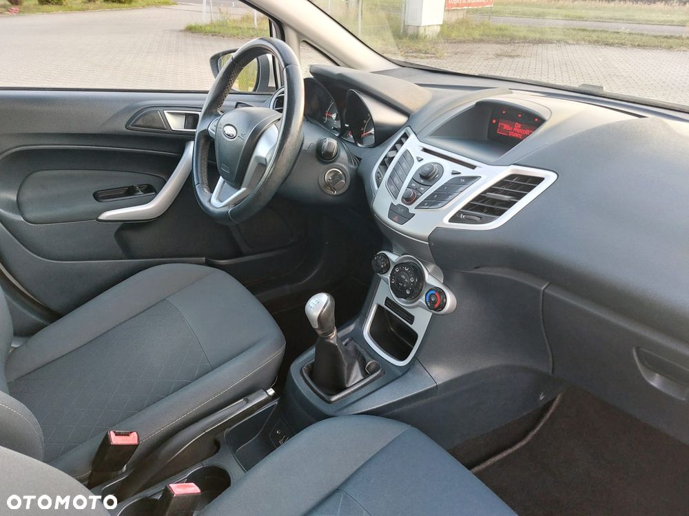 Ford Fiesta - 7