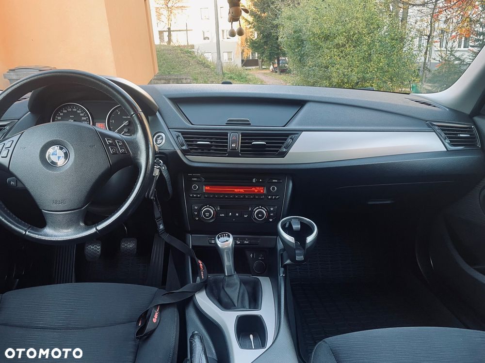 BMW X1 xDrive18d xLine - 15