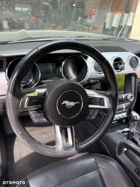 Ford Mustang 5.0 V8 GT - 18